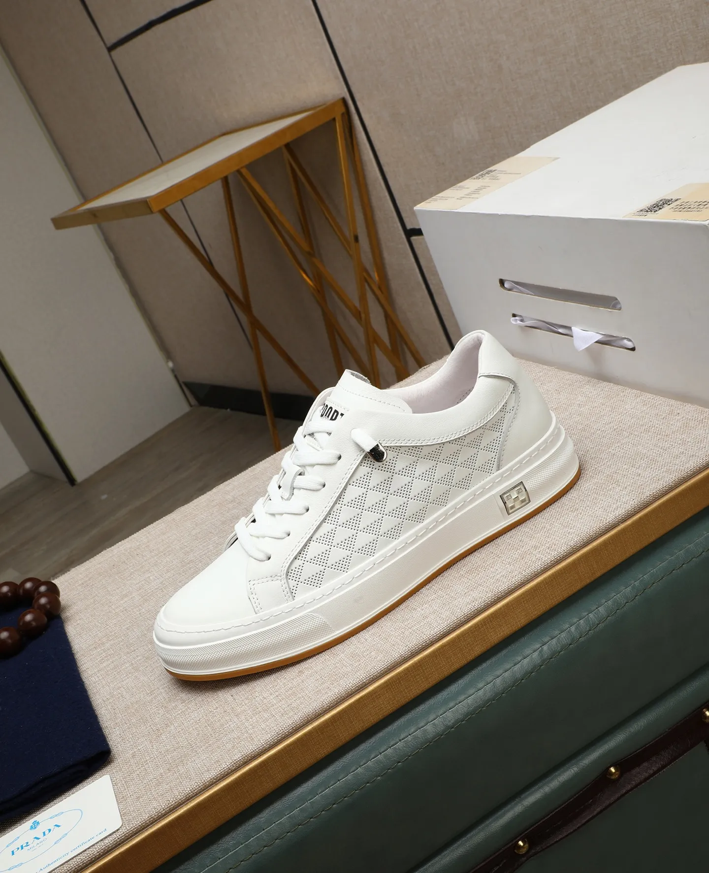 Men's men's shoes💰440🌹🌹[PRADA—Prada] latest model🙈original replica! 👟👟👟Available here. The workmanship is top-notch. The upper is made from Italy. 🇮🇹Imported first-layer cowhide. ❗️Breathable genuine leather lining @Suitable for travel. The original version has an enlarged engraved sole, making it suitable for all kinds of travels, showing low-key luxury. Let quality speak for itself. Color: Size: 38-44